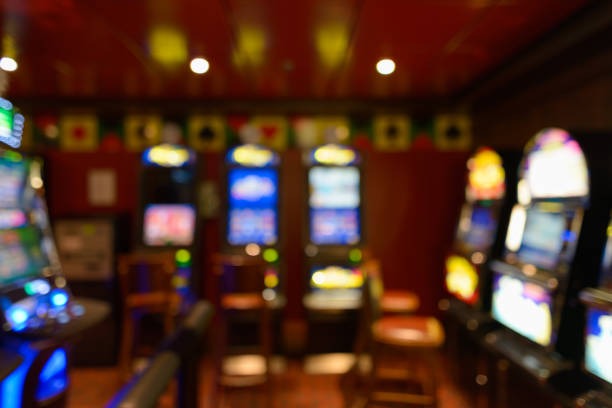 Slot game selection on halte4d slot showing Aviator, Sweet Bonanza, Gates of Olympus